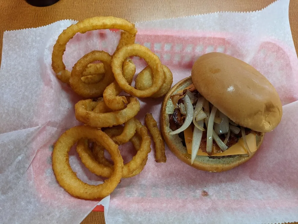 Bacon Cheeseburger with Onion Rings